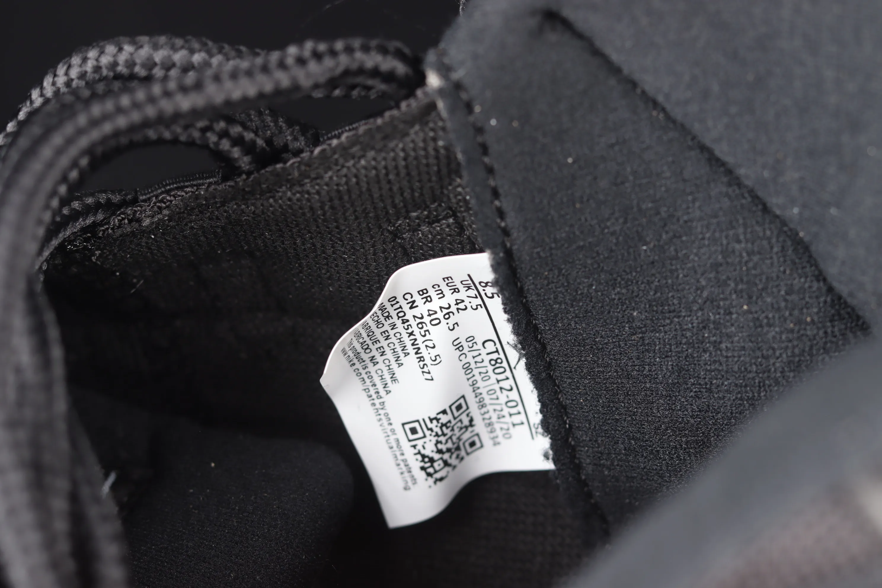 All categories Air Jordan Jordan series basketball shoes Air Jordan 11 F version Air Jordan 11 "25th Anniversary" AJ11 Joe 11 Devil II genuine standard genuine carbon CT8012-011